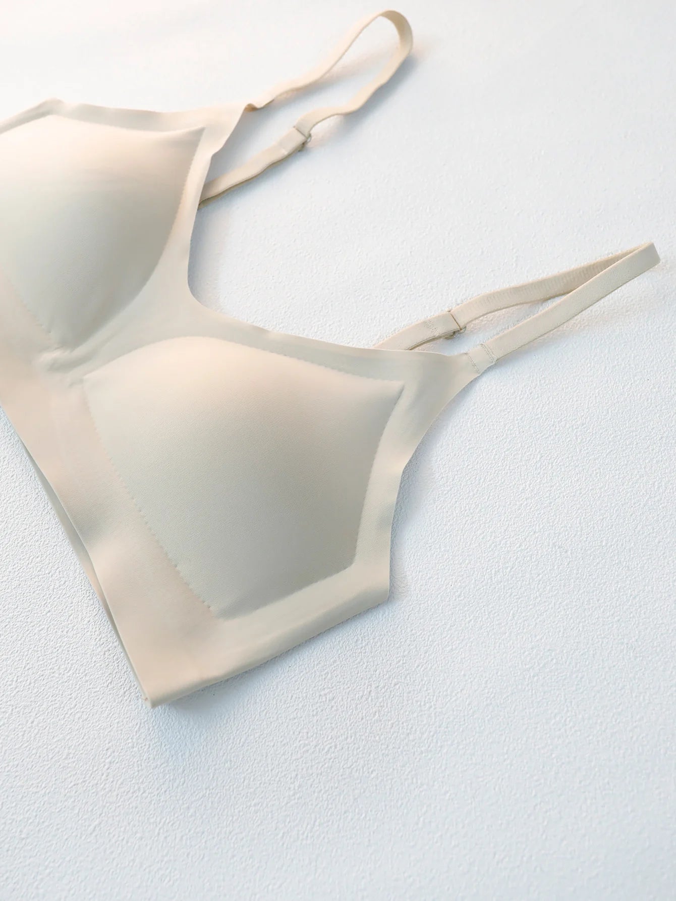Nahtlose Unterwäsche mit weicher Stützfunktion – bequemer, atmungsaktiver BH-Stil ohne Stahlring