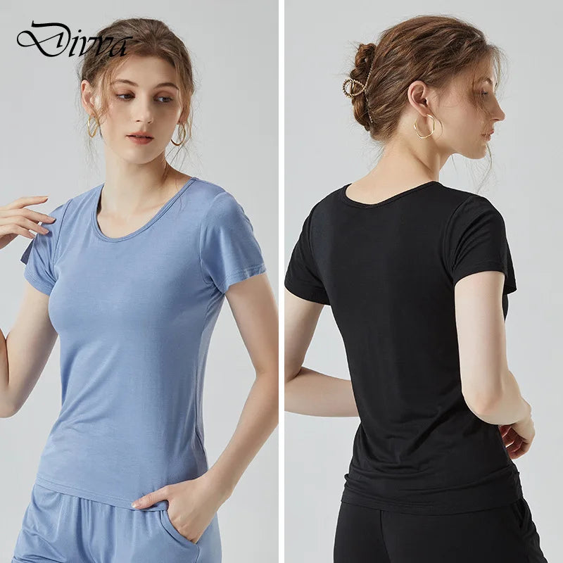 Damen T-Shirt mit Brustpolster Tops Einteiliges BH-Cup Schlankes T-Shirt Weibliches Sommeroberteil Unterhemden Homewear Damenpyjamas