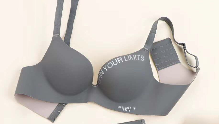 SP&CITY Women's Sports Wire-Free Push-Up Bras - Simple Colored, Gathered, Seamless Comfort
