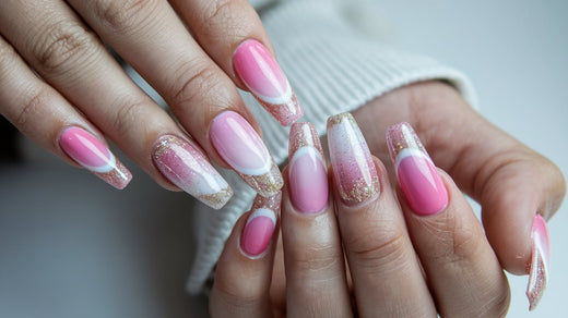🎅 Shine Bright This Christmas! 24 Pcs Gradient French Style Press-On Nails Are Here 🎅
