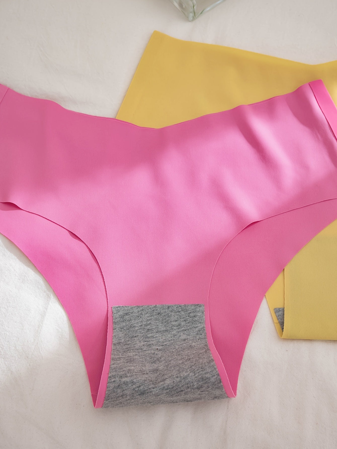 33 braguitas sin costuras, sencillas, cómodas, transpirables y elásticas. Lencería y ropa interior femenina.