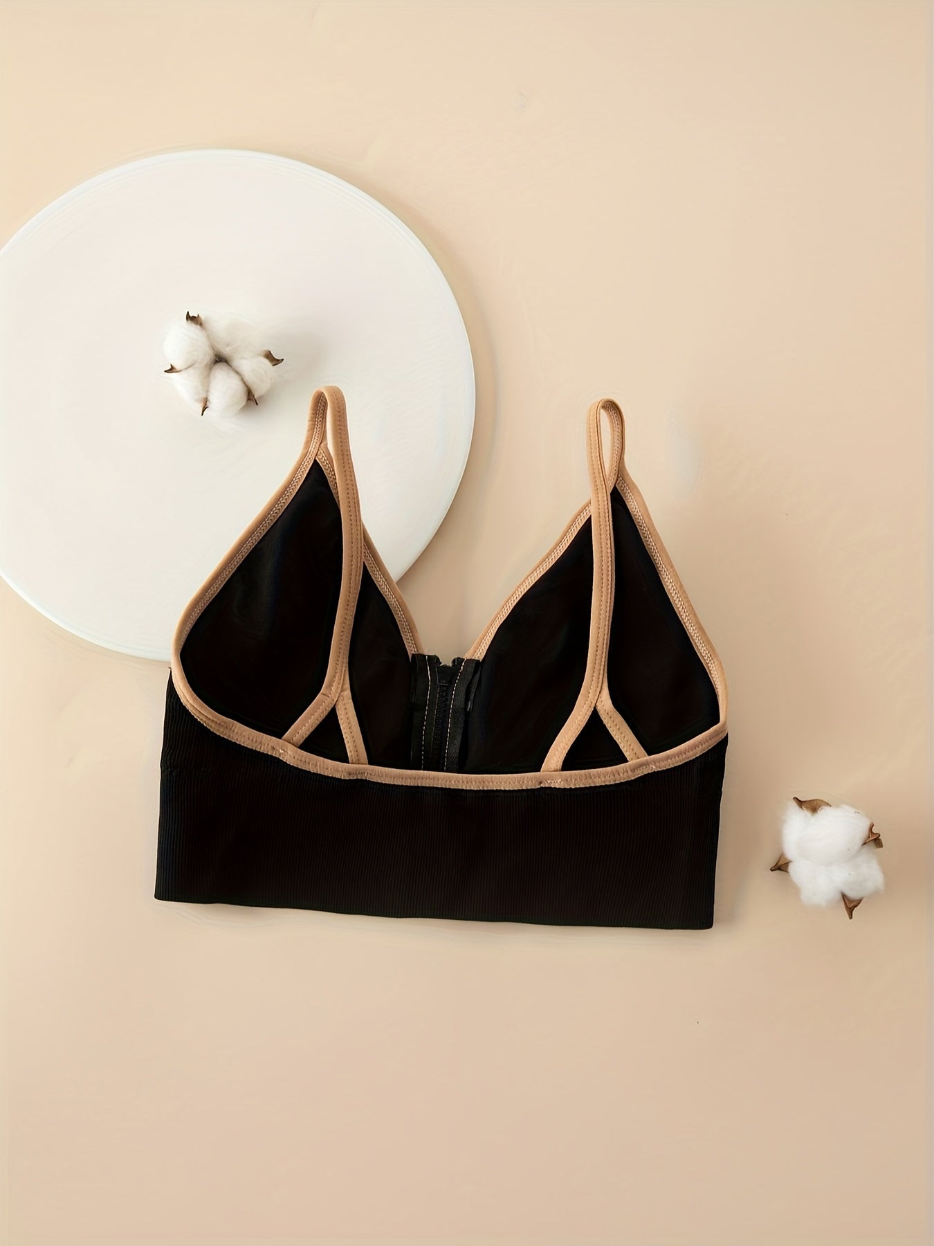 A Girl's Textured Casual Special Front Zipper Design Versatile Bra, Featuring A Stylish V-neck, Easy To Care For, Suitable For Ages 10-16.