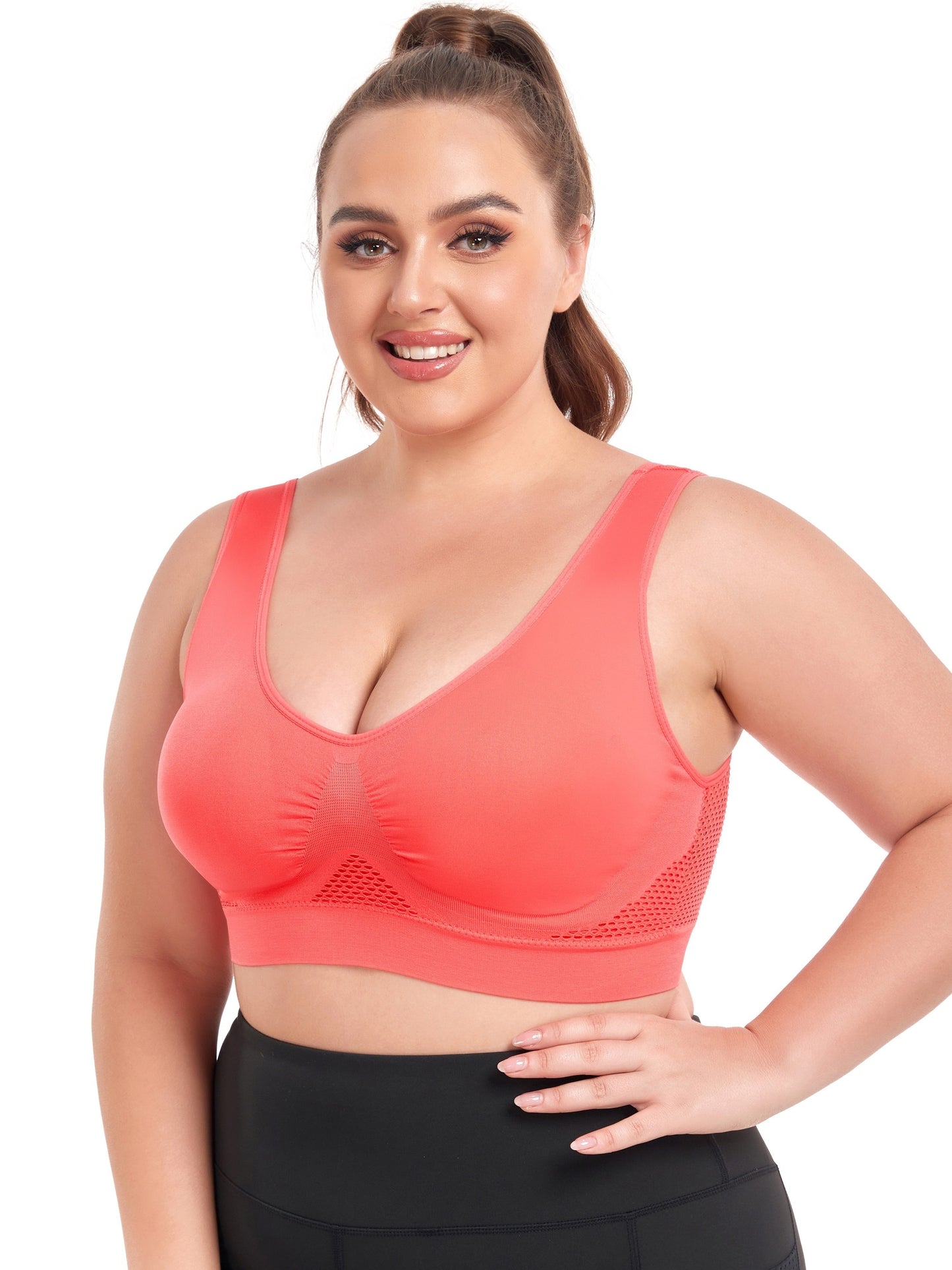 Plus Size Women's Breathable Eyelet Push Up Sports Bra for Running & Yoga Workouts