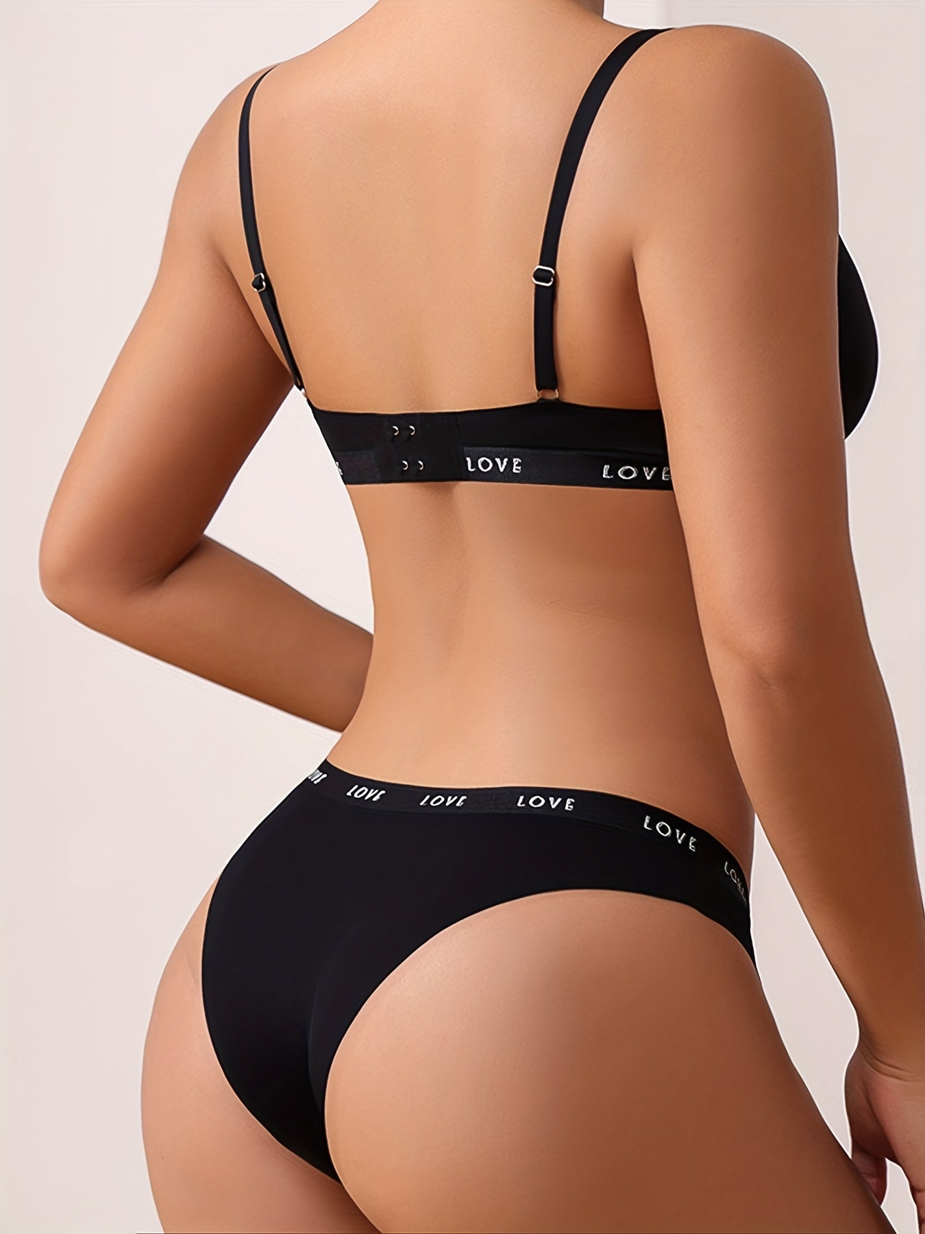 Letter Print Triangle Cups Plunge Bra & Seamless Panties Women's Lingerie Set