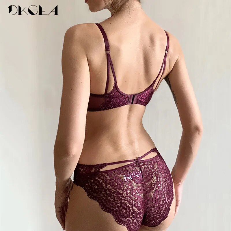Super Gather Sexy Women's Underwear Set - Purple Lace Embroidery Bras & Panties, Deep V, Thick Push Up