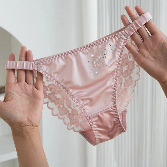 Bragas de satén de cintura baja, sexys, de alta elasticidad, con encaje floral, de malla transparente, ropa interior de encaje suave y transpirable con brillantina y diamantes.