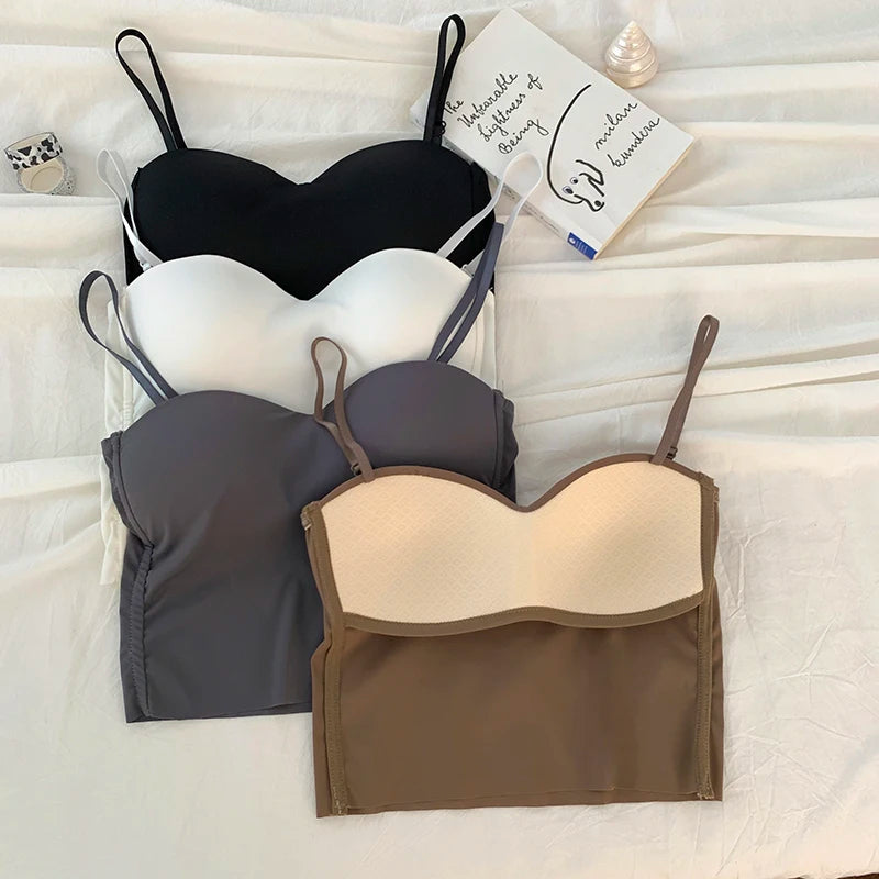 ITOOLIN - Camisetas sin espalda de moda, lindas camisetas cortas para mujer, camisola elástica delgada de seda helada, camisola de espagueti para mujer con almohadilla de sujetador