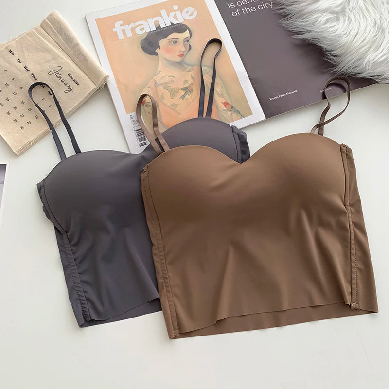 ITOOLIN - Camisetas sin espalda de moda, lindas camisetas cortas para mujer, camisola elástica delgada de seda helada, camisola de espagueti para mujer con almohadilla de sujetador