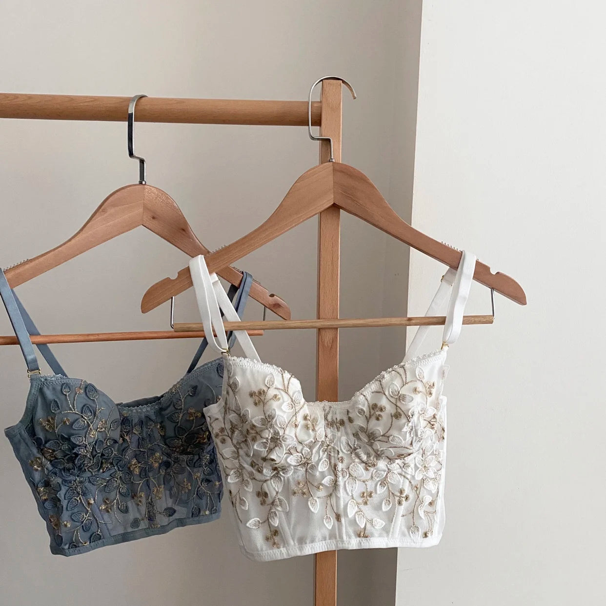 3D Embroidered Sexy Lace Fish Bone Corset Bralette with Steel Ring - 2/1 Half Cup Underwear