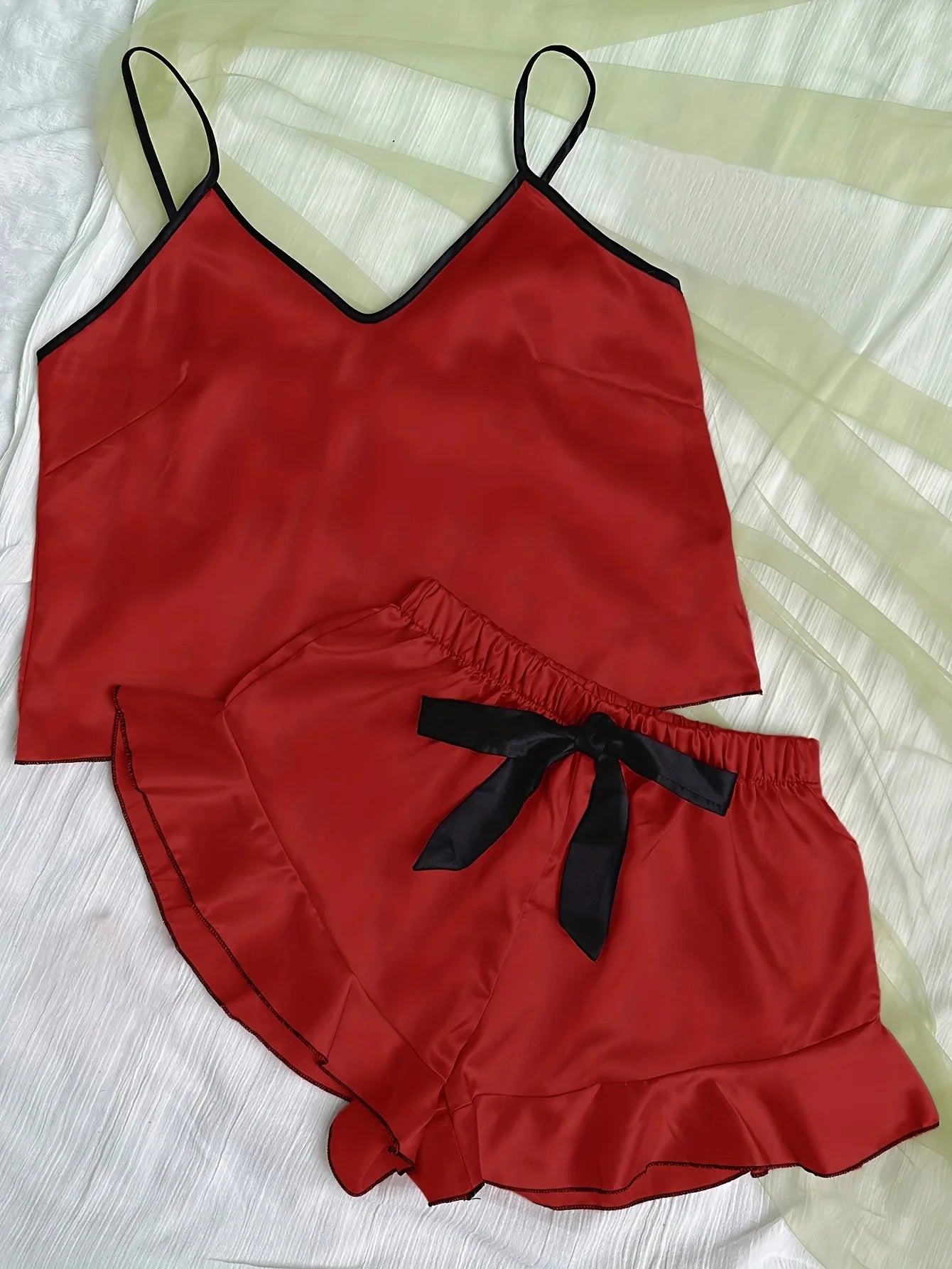 Pijama de satén para mujer: camiseta con cuello en V, volantes y shorts con lazo, sencillo y transpirable.