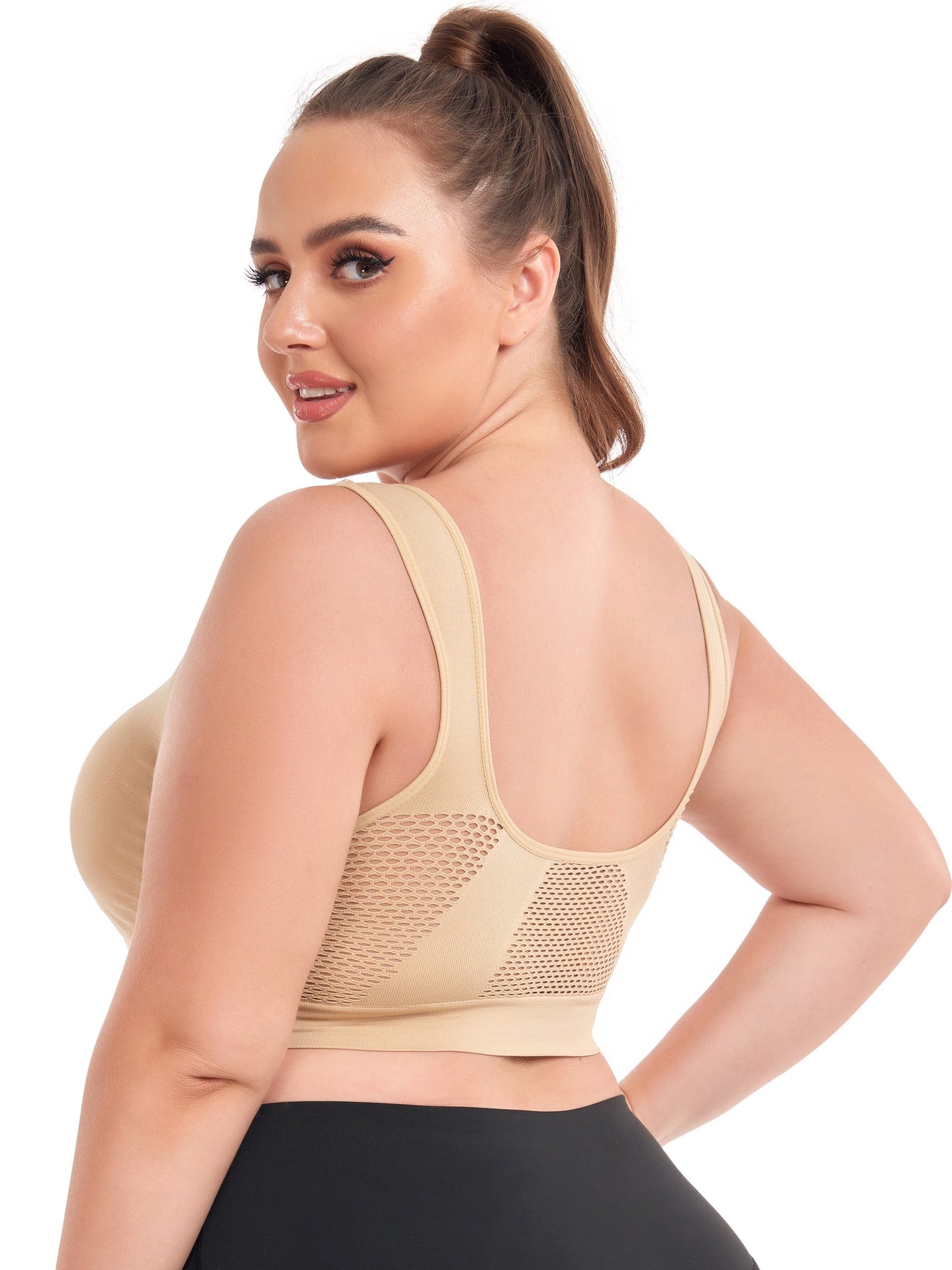 Plus Size Women's Breathable Eyelet Push Up Sports Bra for Running & Yoga Workouts