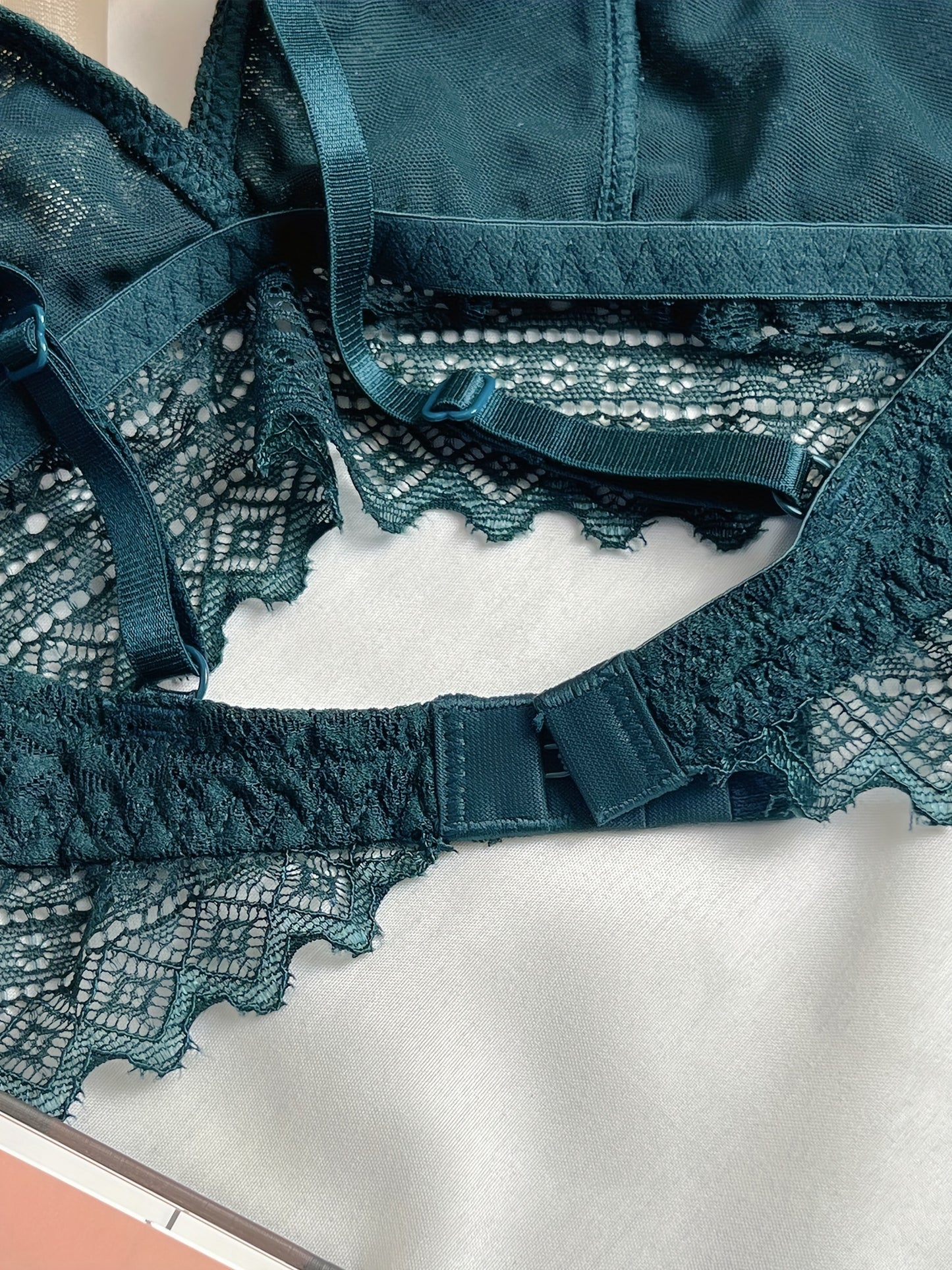 Elegant Solid Floral Lace Bra - Comfy Wireless Lingerie