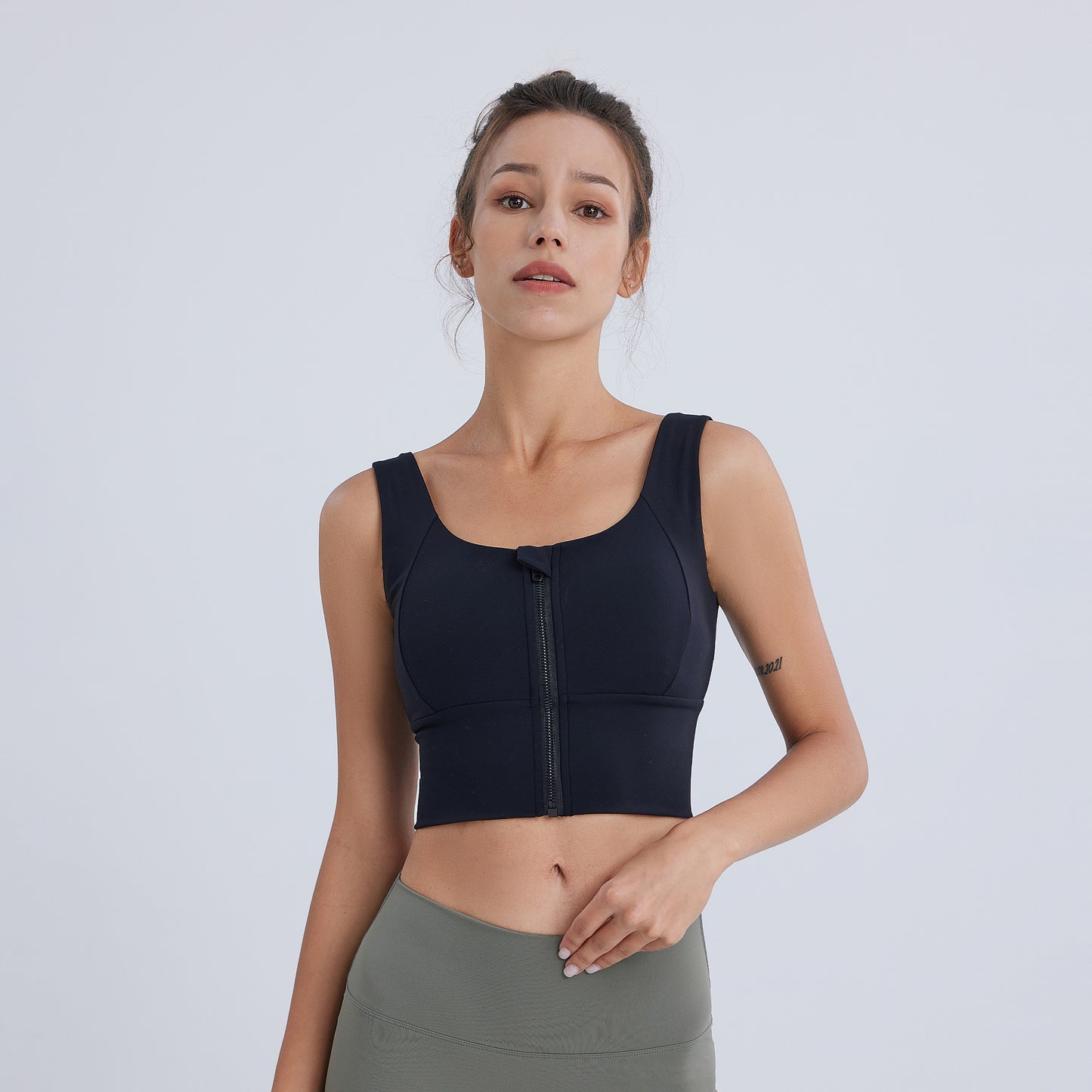Sujetador deportivo con cremallera para mujer: push-up sin aros, antichoque, copa completa y soporte