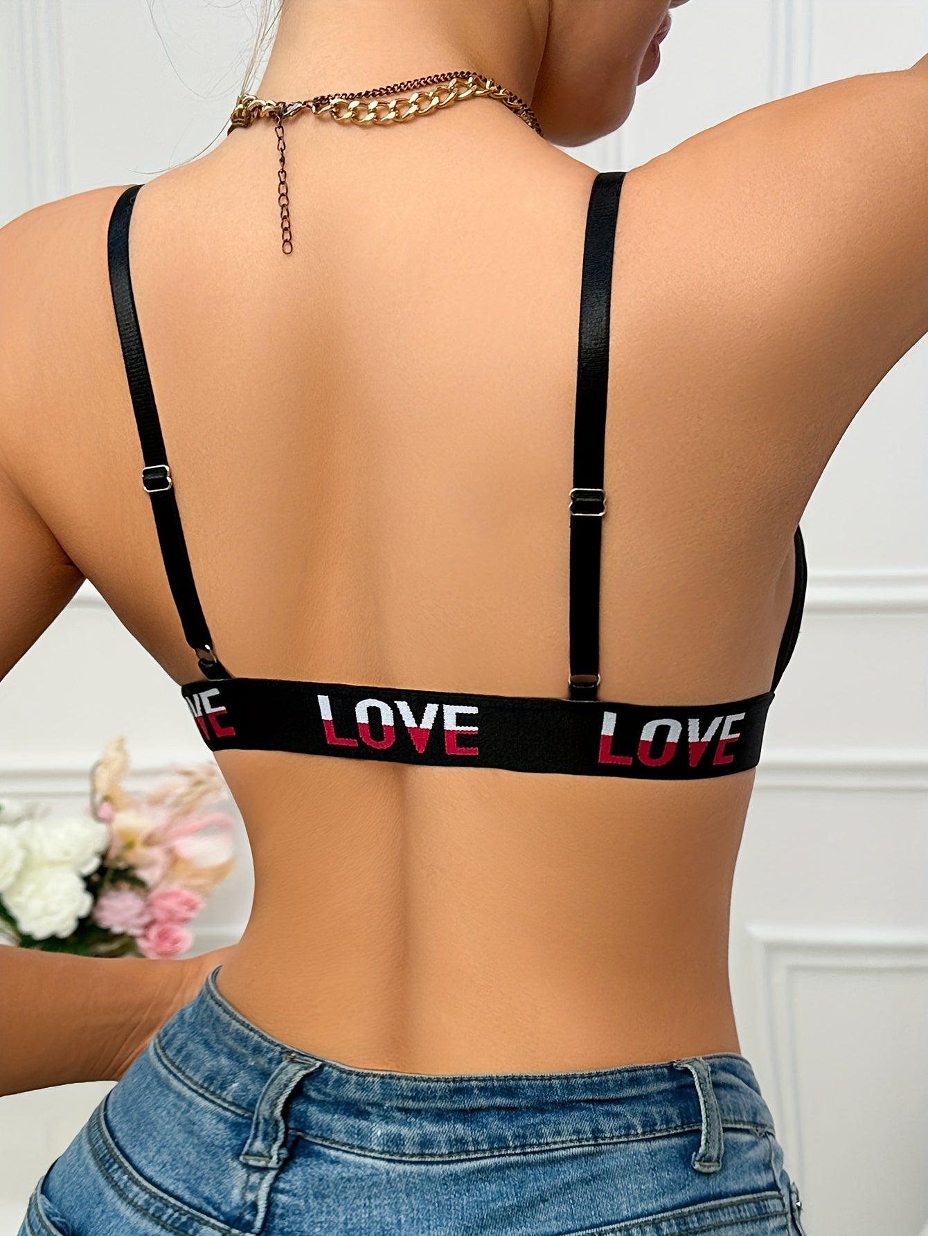 Push-Up-BH mit starker Stützkraft für Damen – bügellos, weiches Mischgewebe, eleganter Frontverschluss in Schwarz