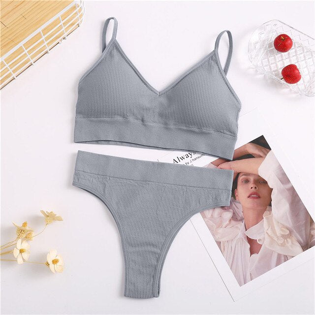 2PC FINETOO Women Seamless Bra Set Underwear Set High Waist Panties Sexy Wire Free Bralette Female Lingerie Brassiere Set