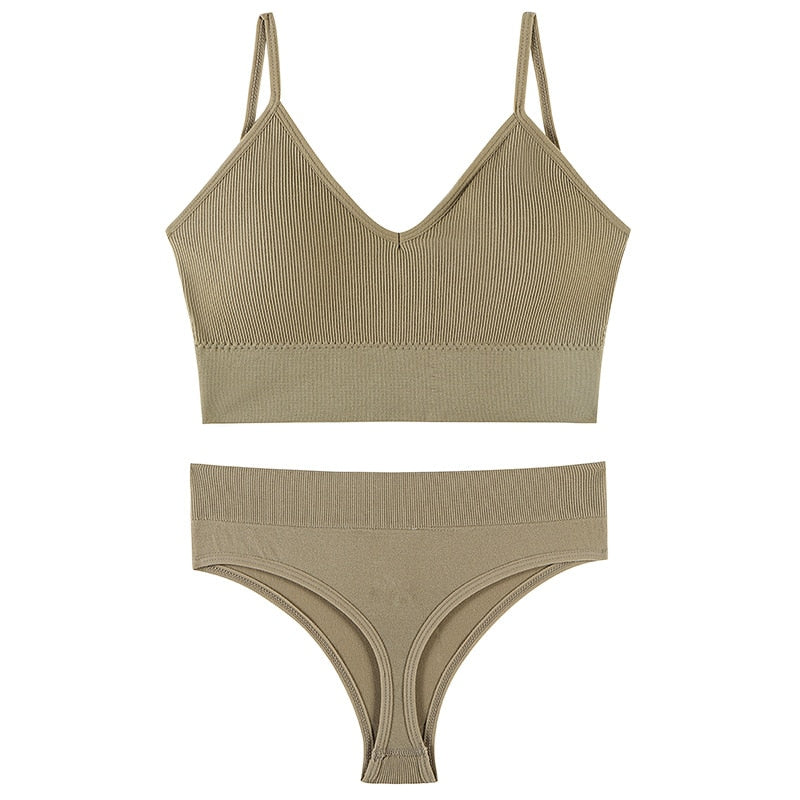 New Seamless Bra & Thong Set