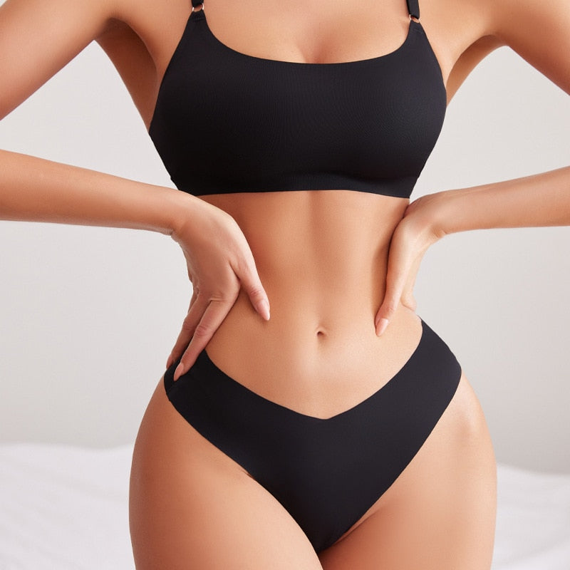 Conjunto de sujetador sexy de seda helada sin costuras para mujer con tanga y bralette sin aros: ropa interior ideal