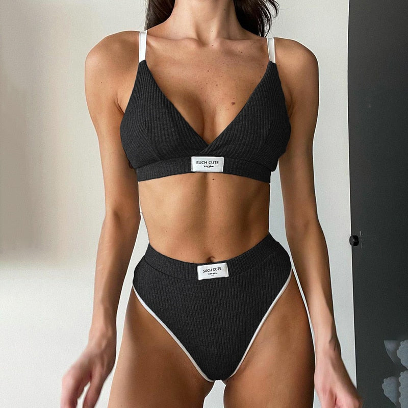 Weekeep Women's Sporty Fitness Underwear Lingerie - Wire Free Bra Sets with Seamless Low Waist Panties
